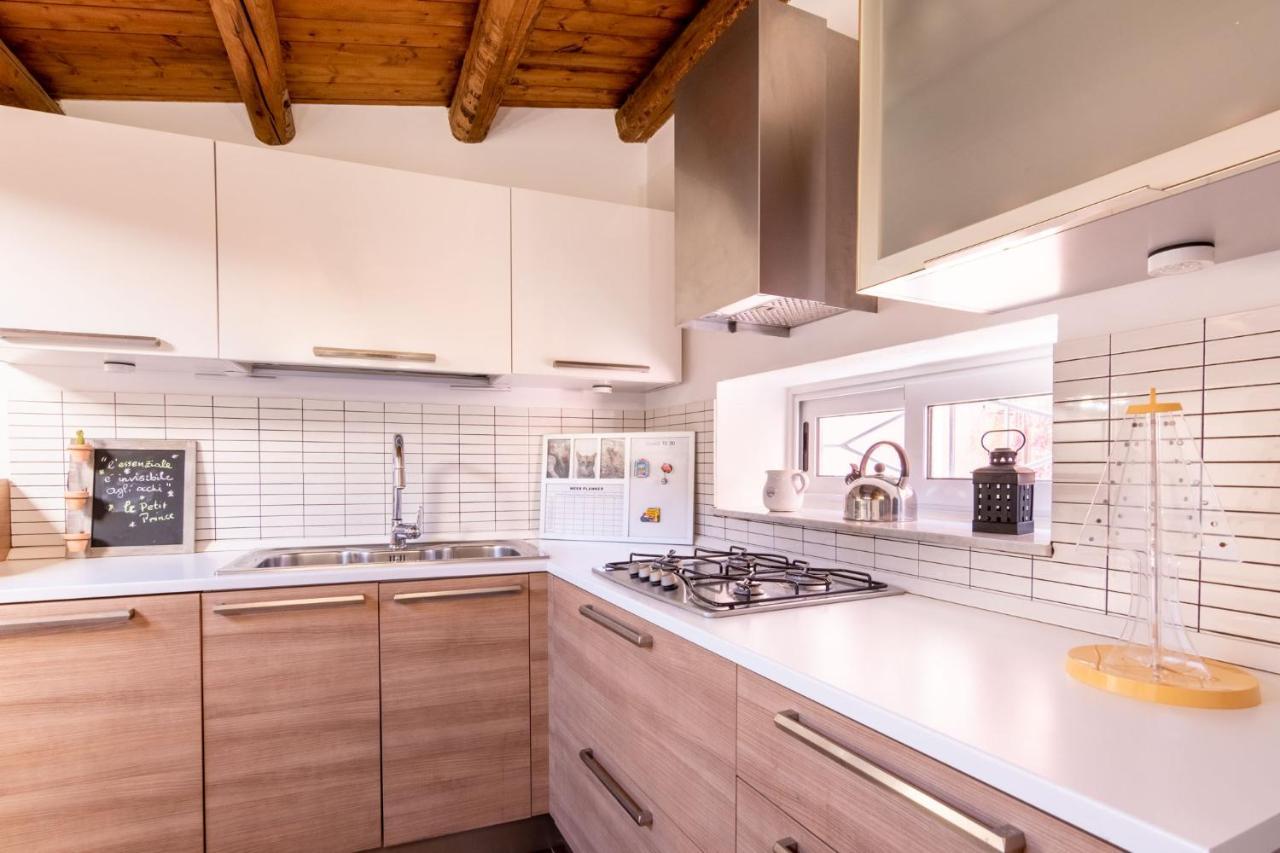 Appartamento Abbadia Charme House Palermo Esterno foto